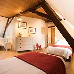 Gather In The Pyrenees - Pool Days & Fire Pit Nights Vakantiehuis