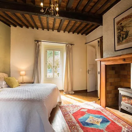 Tatil Evi Gather In The Pyrenees - Pool Days & Fire Pit Nights