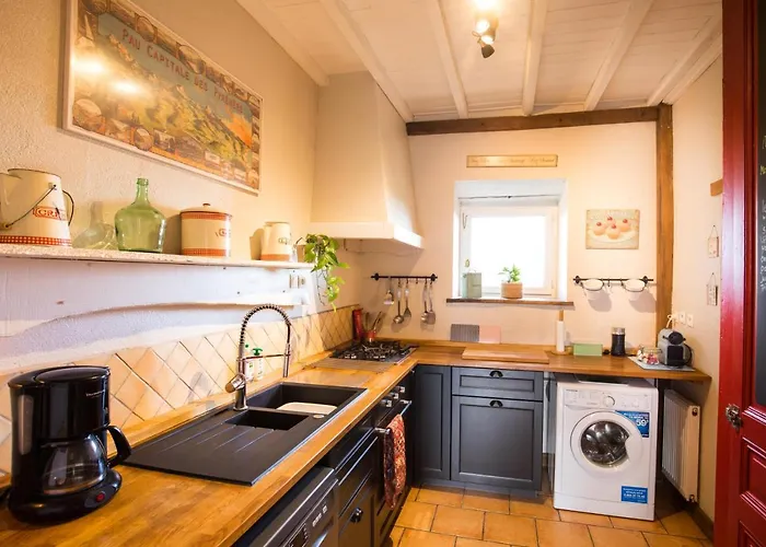 Casa vacanze Mountain Retreat In The Pyrénées, Glorious Views, Fire Pit&pool - Sleeps 14